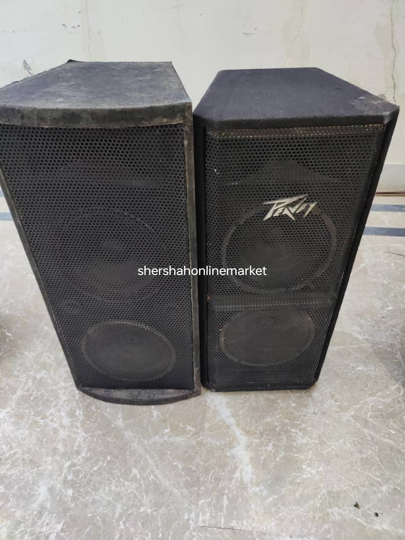 Bluetooth powered speaker 3 mic input echo delay 5