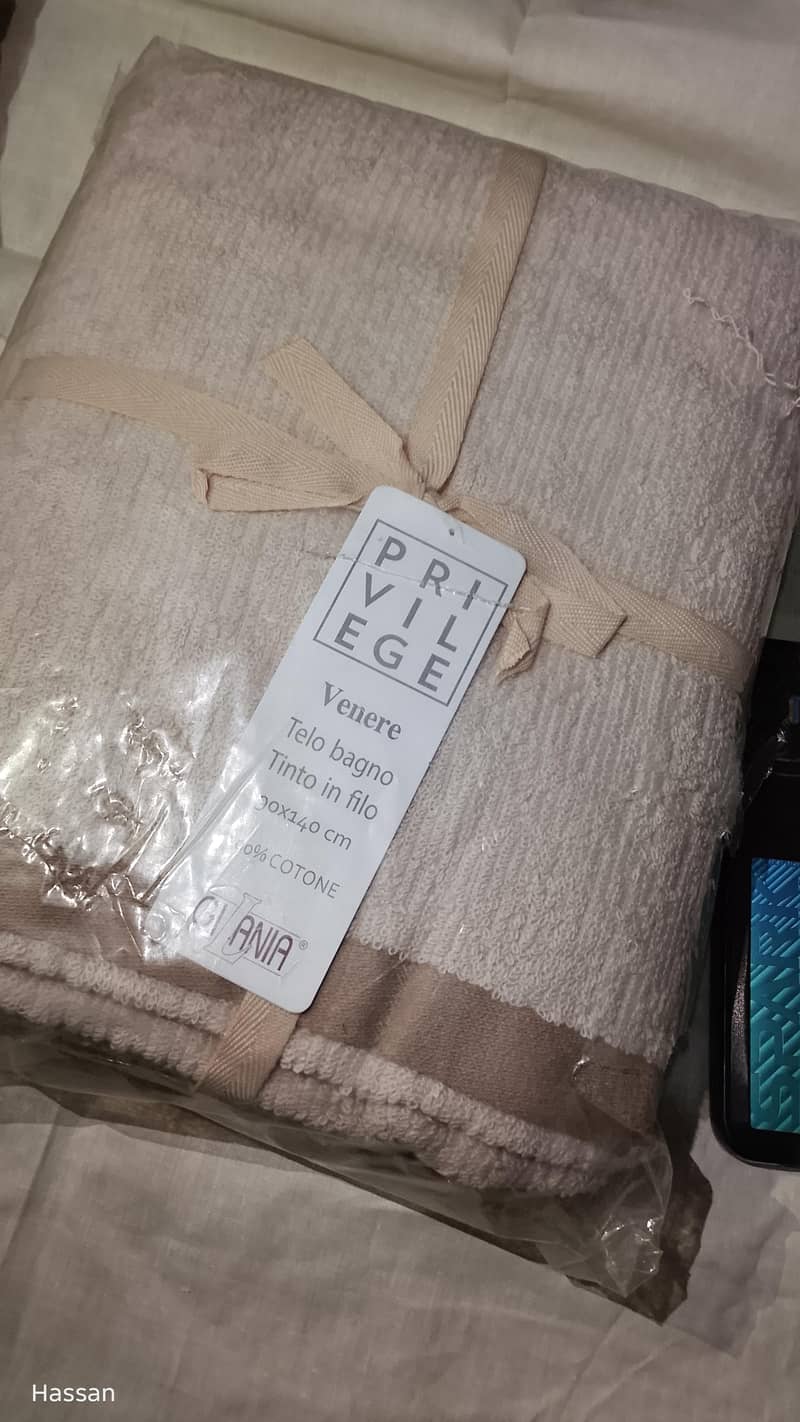 towels 1