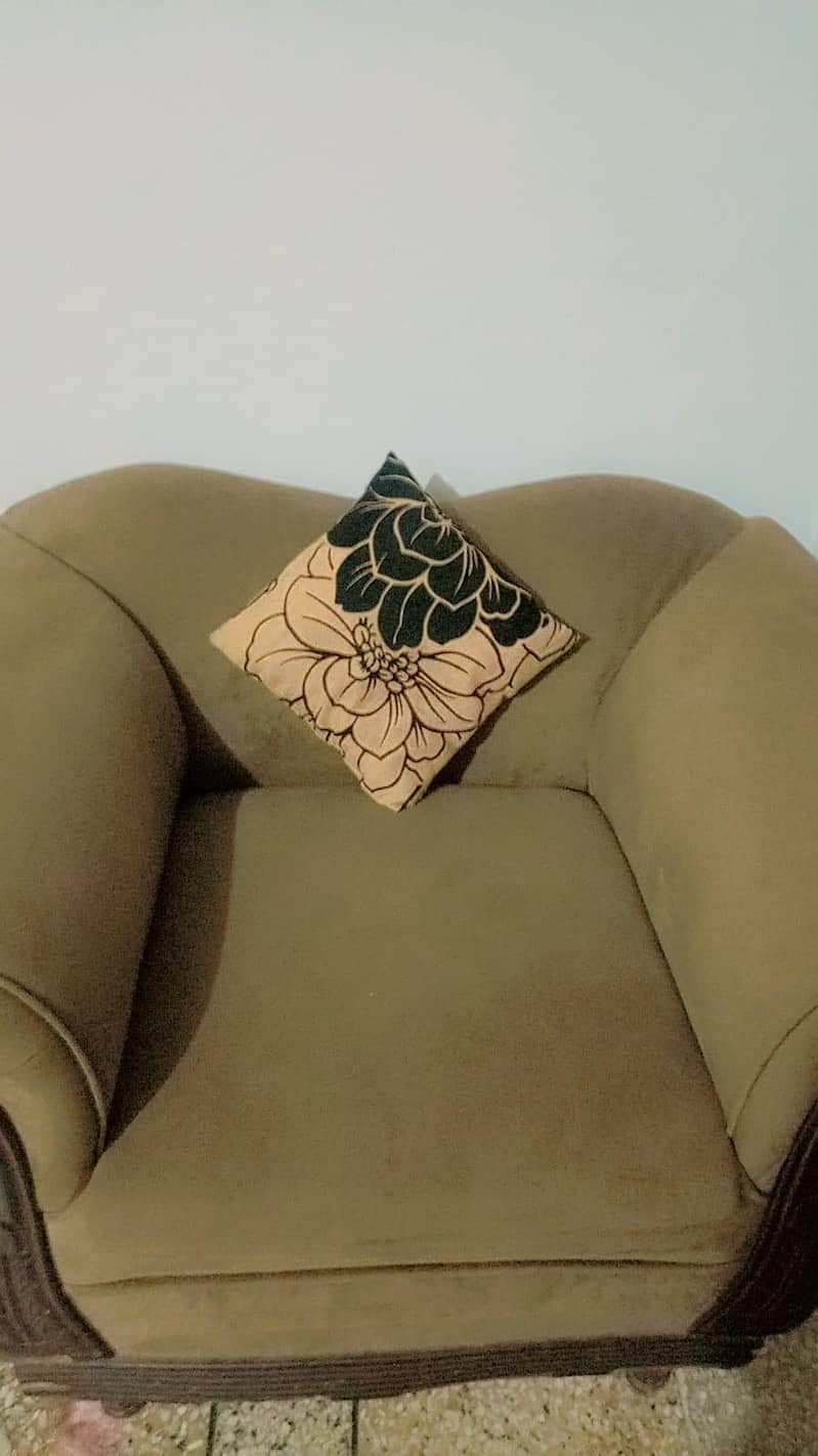 5 seater sofa 3