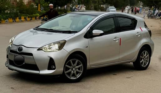 Toyota Aqua 2014/16 full option
