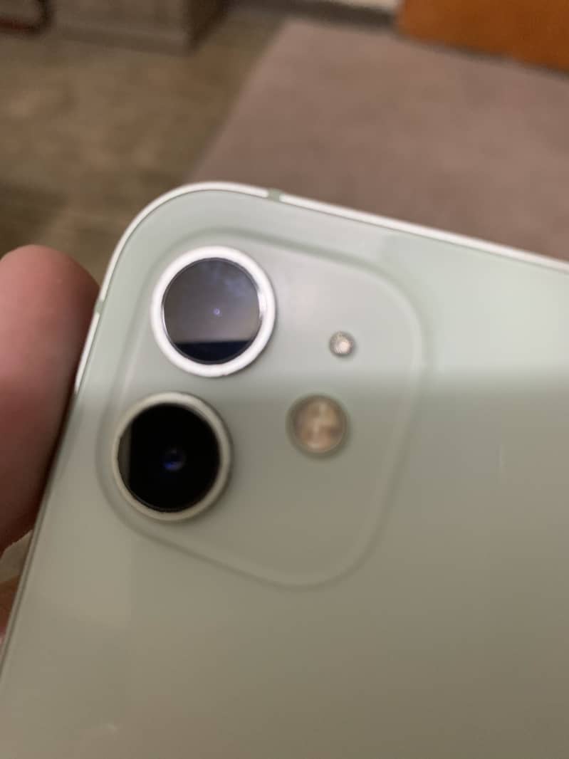Apple iPhone 12 2