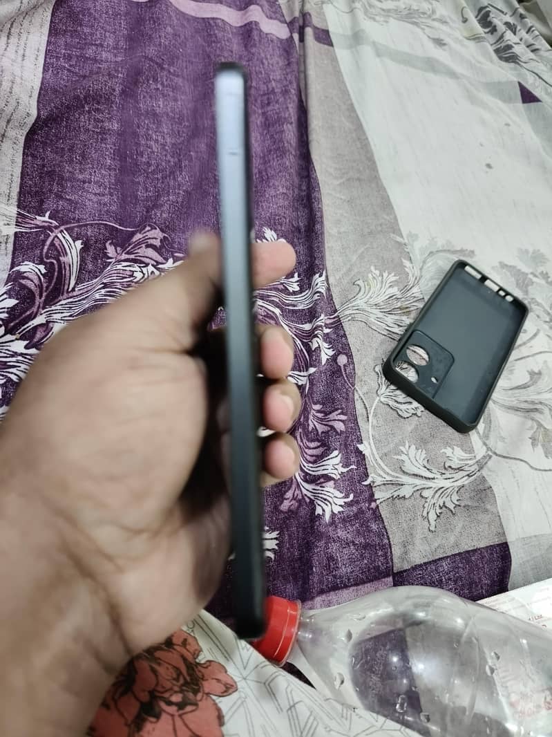 Realme Note 60x 2