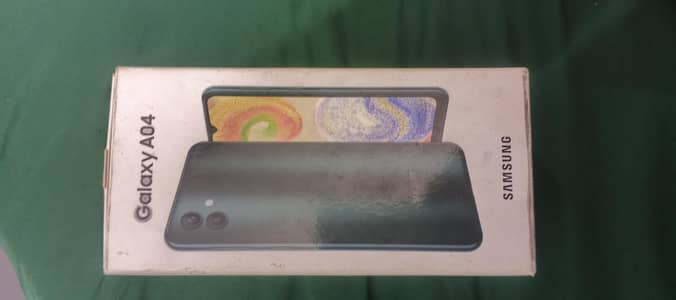 Samsung Mobile A04  4gb ram 64gb memory