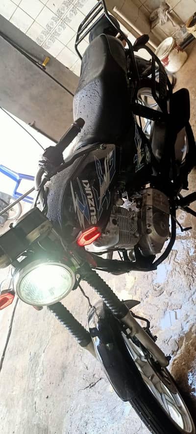 Suzuki gs150 especial edition KLJ-9174