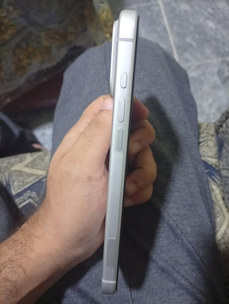 Apple iPhone 17 Pro Max 1