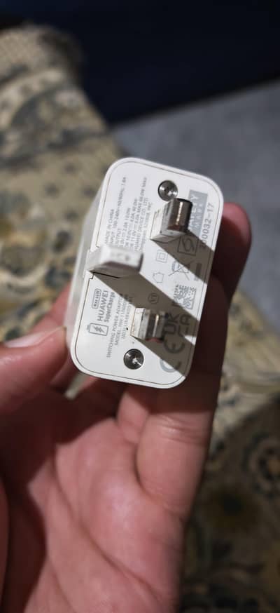 1000% huawei orignal 66watt adapter and 6 ampere cable