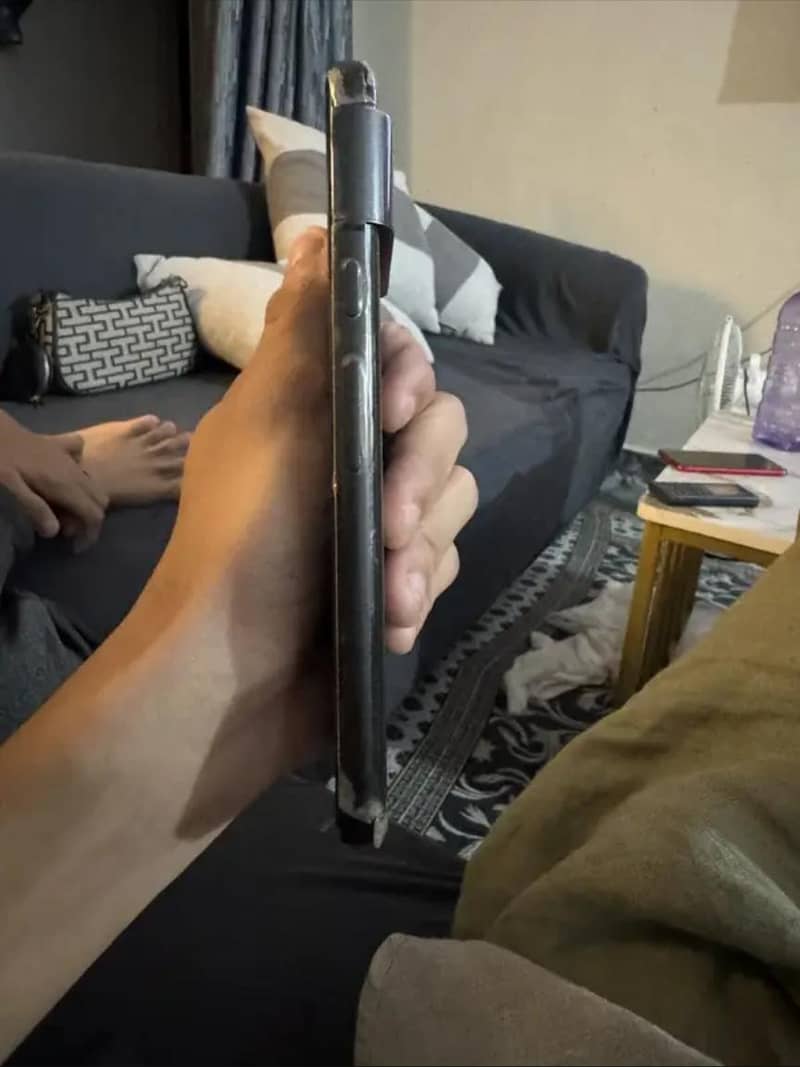 Google Pixel 8 2