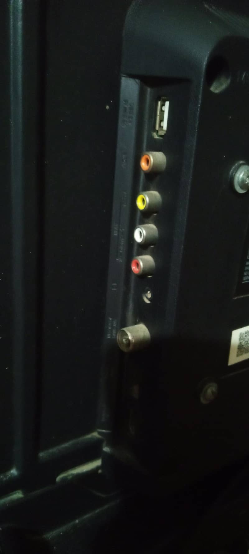 TCL LED 1