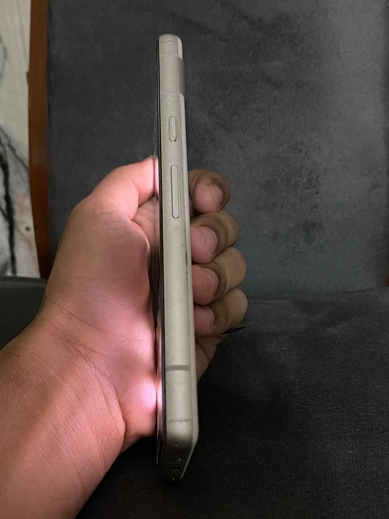 Google Pixel 7a 1