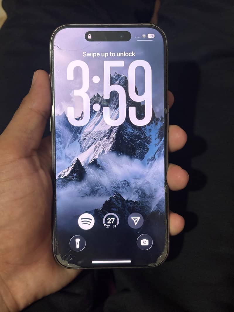Apple iPhone 15 Pro 6