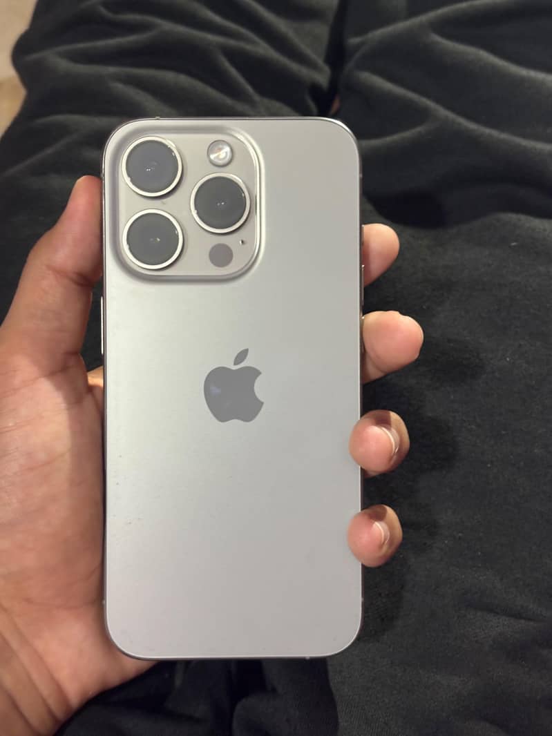 Apple iPhone 15 Pro 11