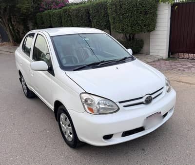 Toyota Platz FL 2005 registration 2011 automatic 1.0 own engine