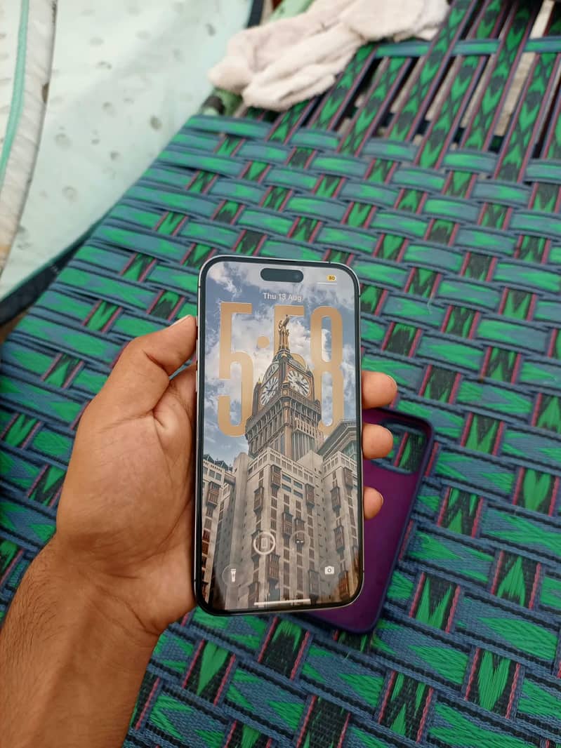 Apple iPhone 14 Pro Max 9