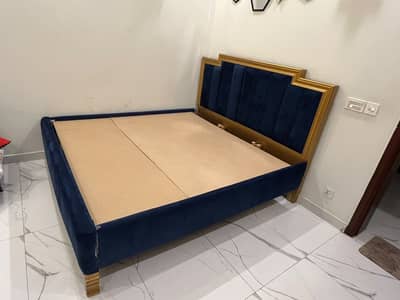 Double bed and side tables.