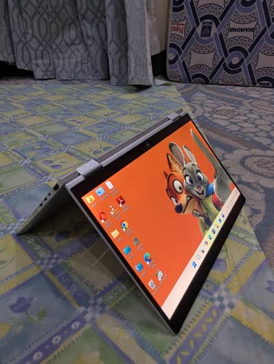 HP elite 1030 x360 i7 16/256 gb "2 in 1" laptop