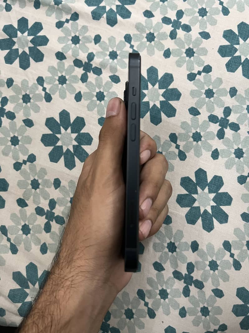 iPhone 13 jv 5