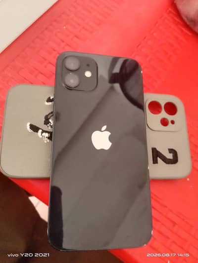 Apple iPhone 12