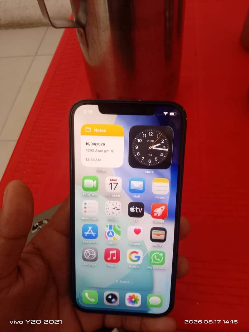 Apple iPhone 12 1