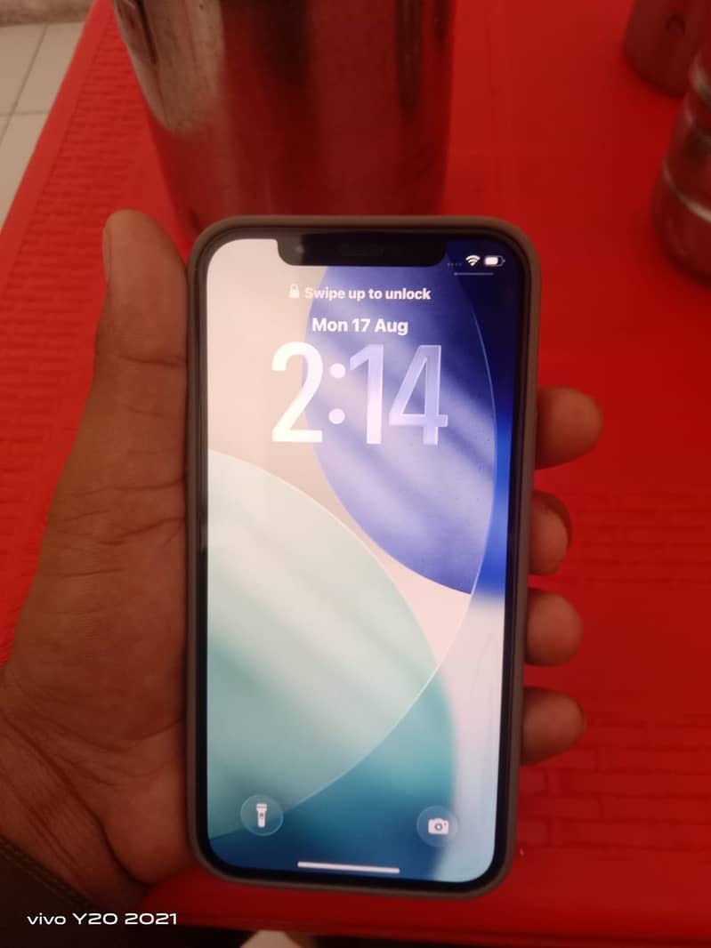 Apple iPhone 12 3