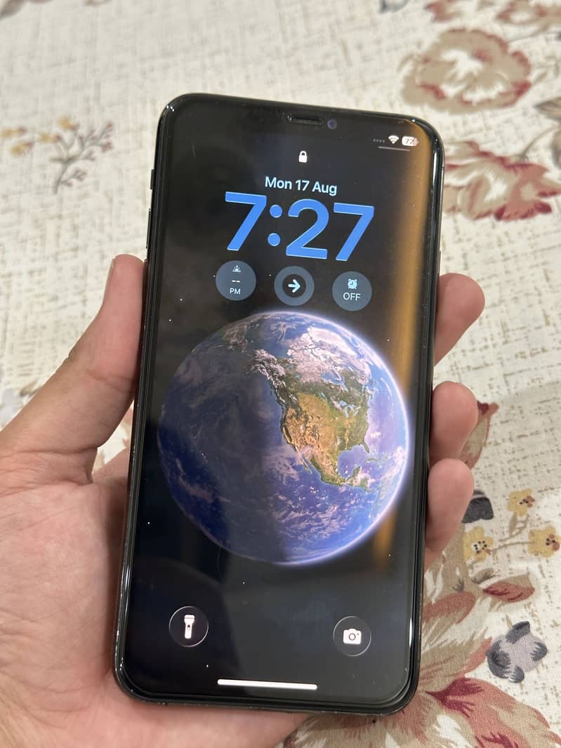 iPhone 11 Pro Max JV 1