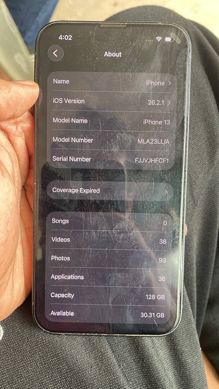 Apple iPhone 13 5