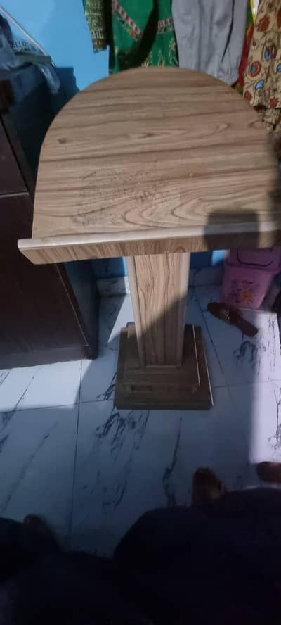 i want to sell this kid podium
