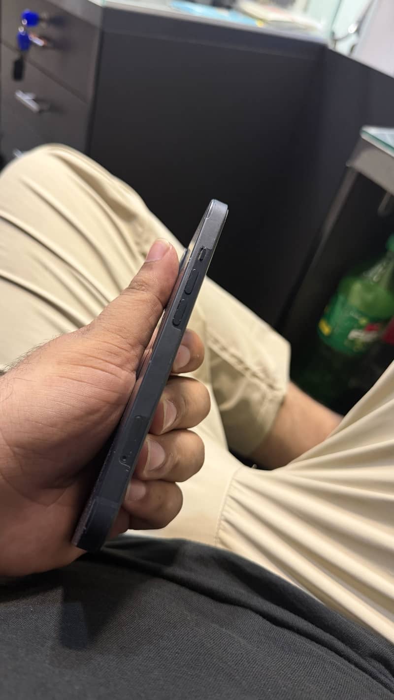 Iphone 13 3