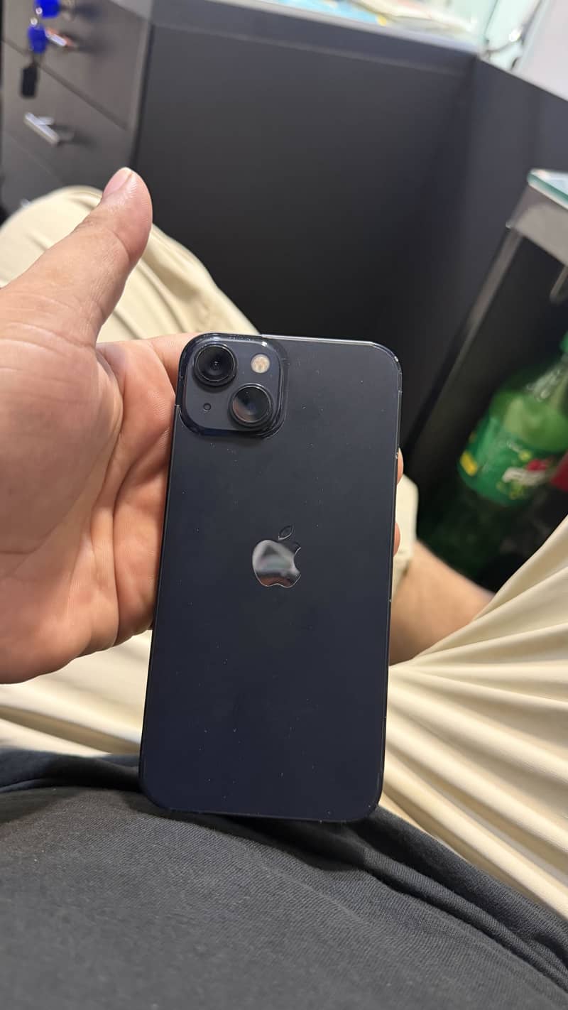 Iphone 13 4