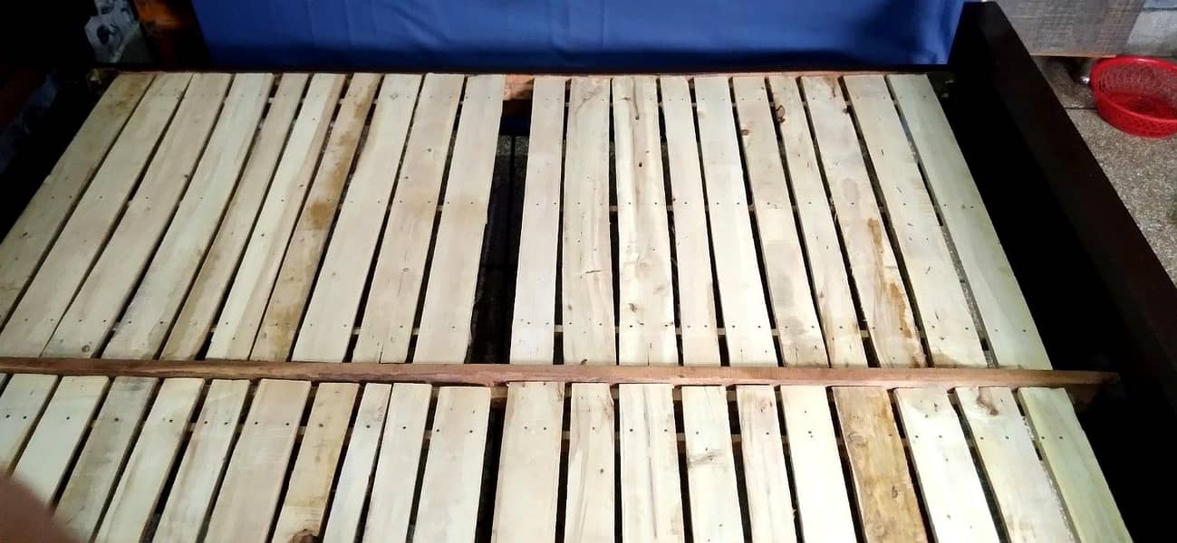 king size bed 1