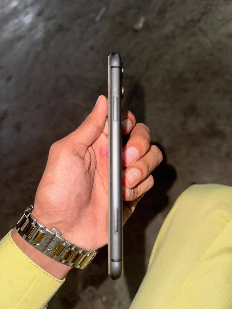 iphone 11 3