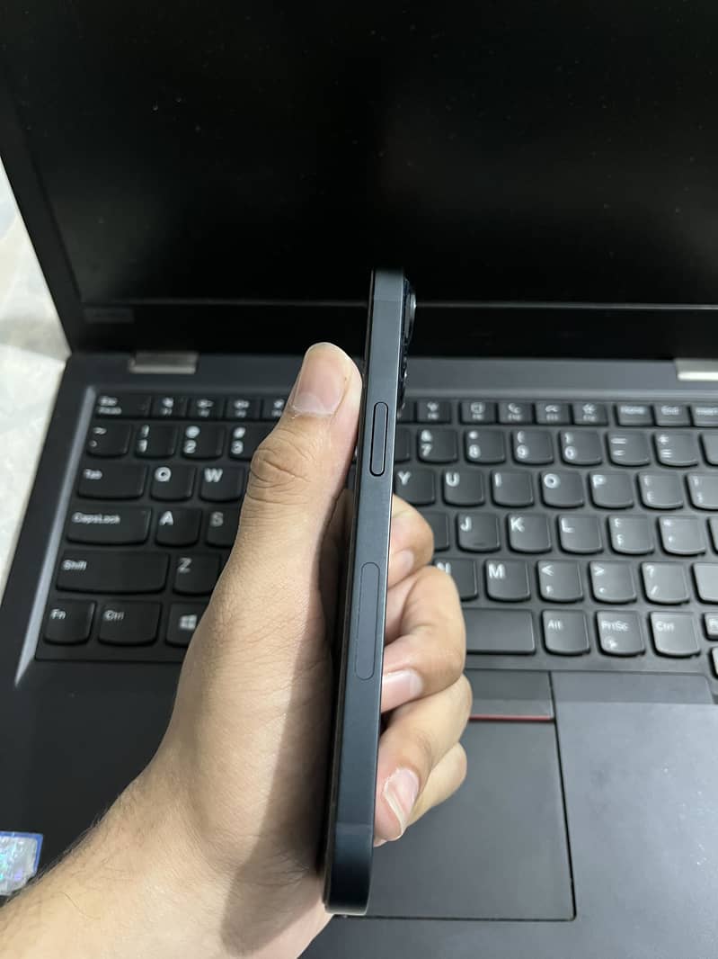 iPhone 14 6