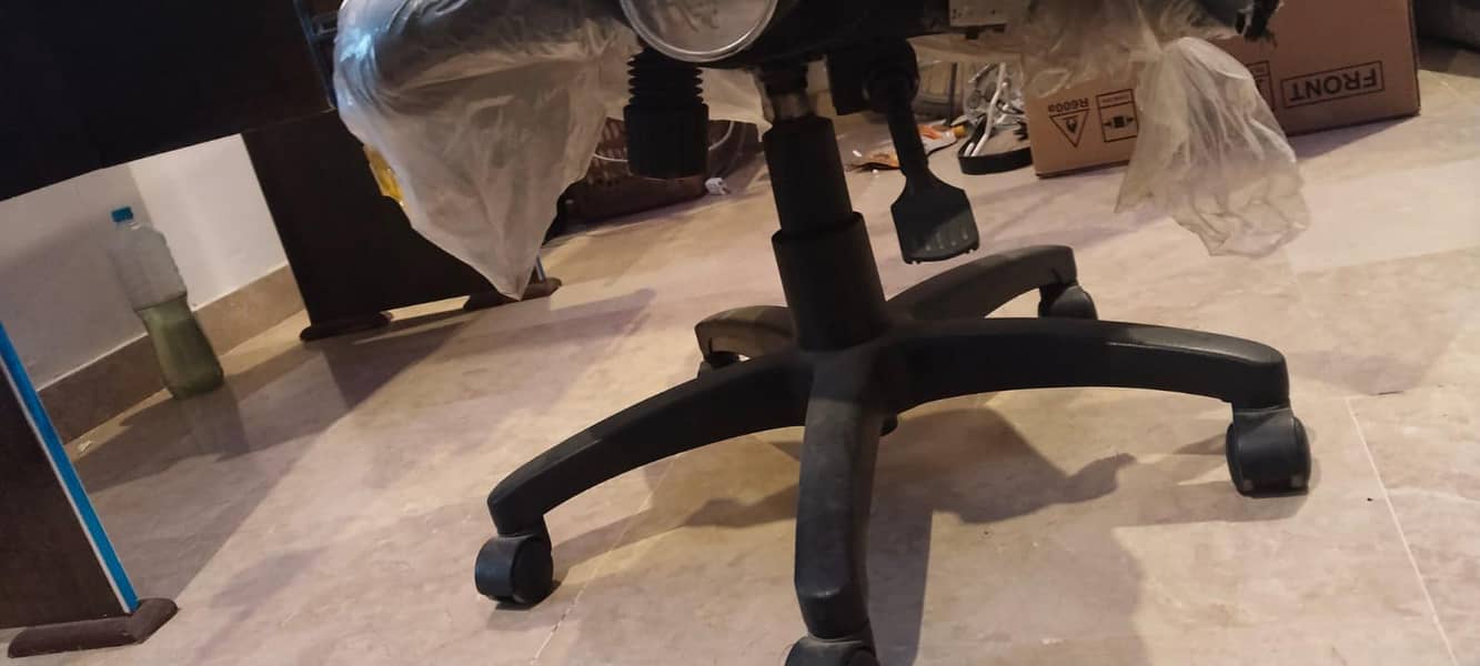 Study chair new 3