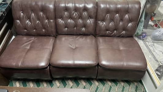 5 sofas and 4 chairs and 1 table