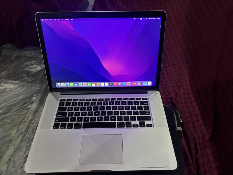 Apple MacBook Pro 2015 3