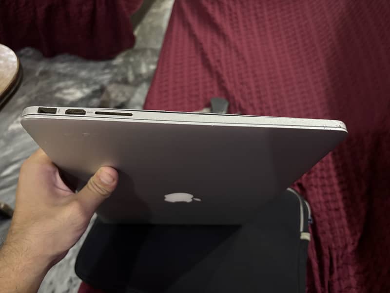 Apple MacBook Pro 2015 10