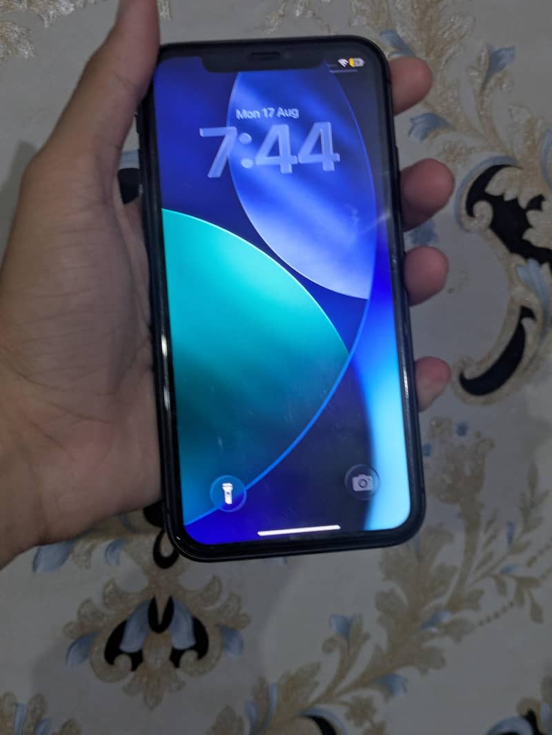 Apple iPhone 11 2