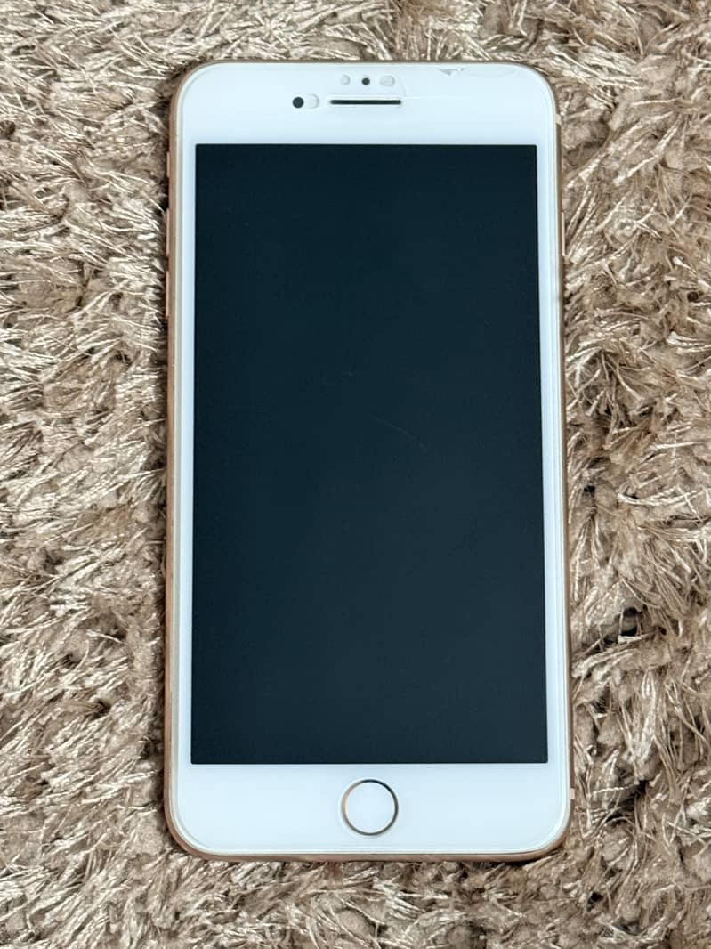 Apple iPhone 8 Plus 1