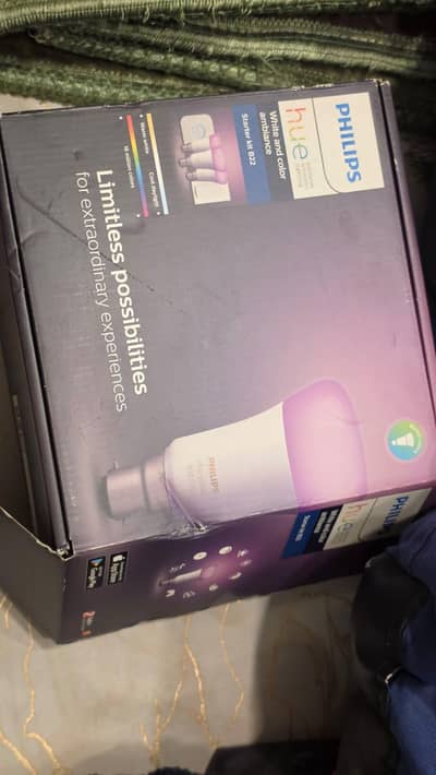 Philips Hue starter kit - 3 bulbs 1 bridge and 1 smart switch