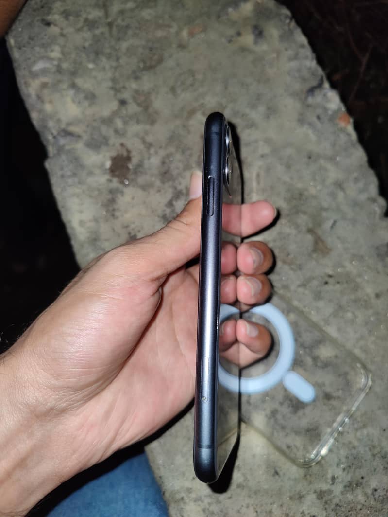 Apple iPhone 11 1