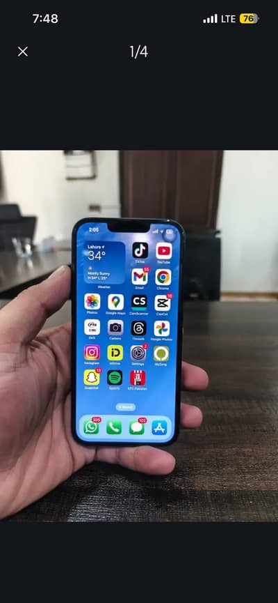 Apple iPhone 14