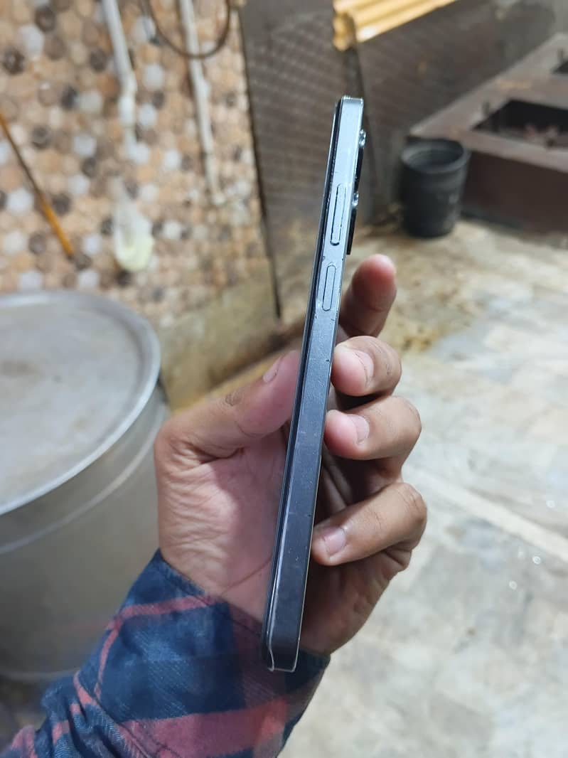 Realme Note 60x 3