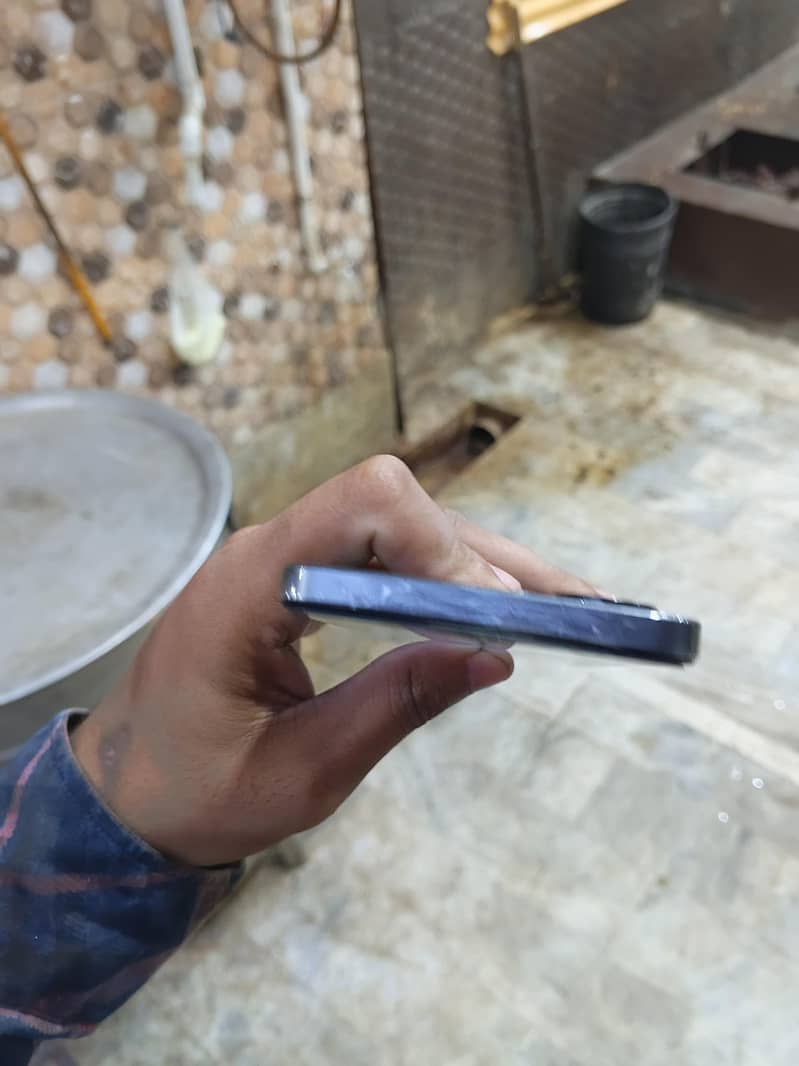 Realme Note 60x 6