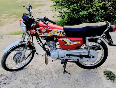 Honda 125 Contact No 03017386332