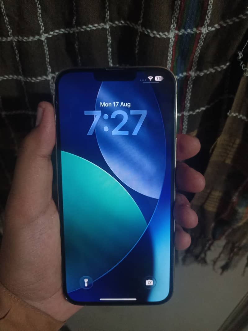 Apple iPhone 13 Pro Max 3