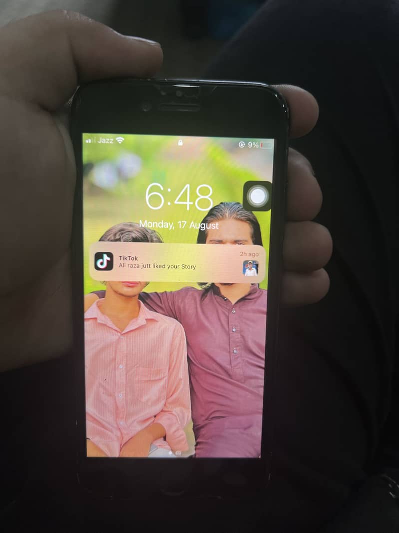 Apple iPhone 7 3