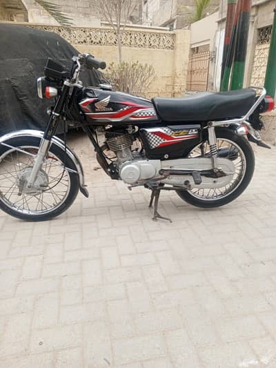 Honda CG 125 (2024)