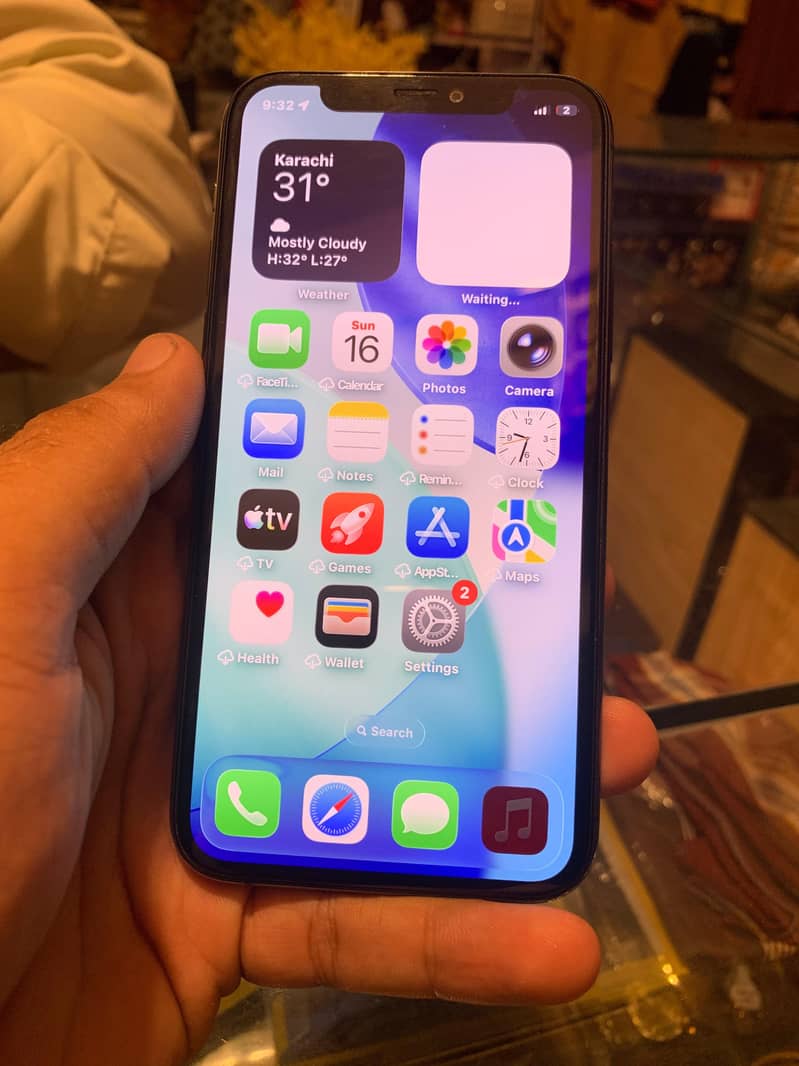 Apple iPhone 11 Pro 0