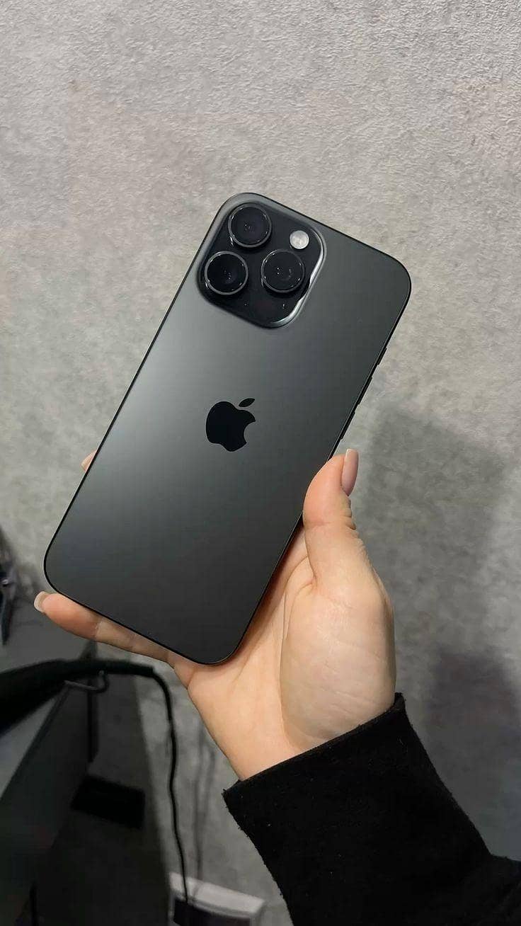 Apple iPhone 13 Pro Max 0