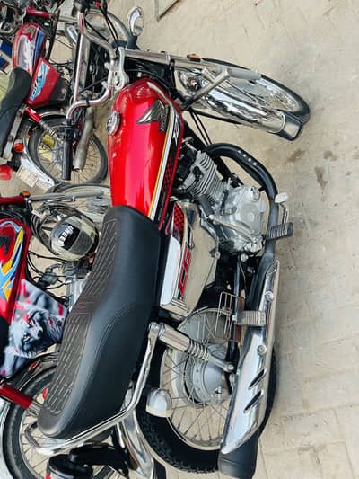 Honda 125 chrome Edition first hand 10/10