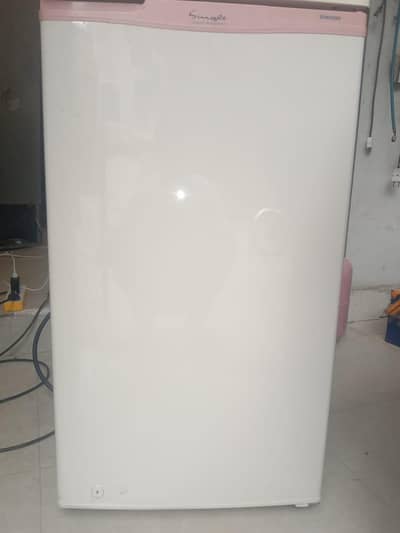 Dawlance mini fridge